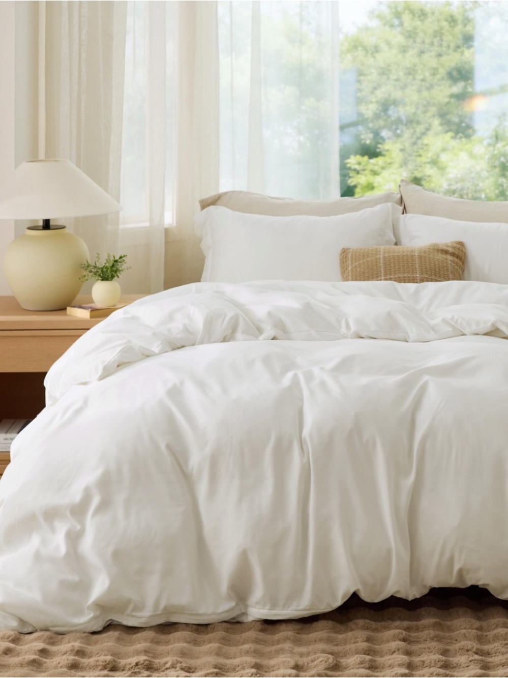 Bedsure Queen Duvet cover & pillow shams, cream colored